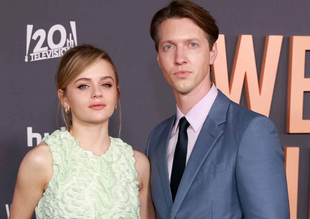 Joey King und Steven Piet